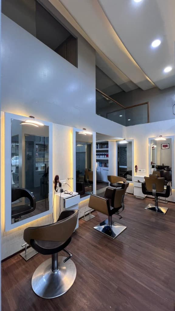 The 11 Salon Interior